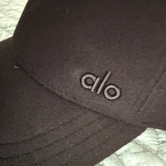 Alo Prestige Off-Duty Cap Black - NWT main image 4